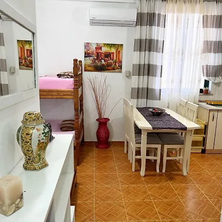 Apartment Joni's